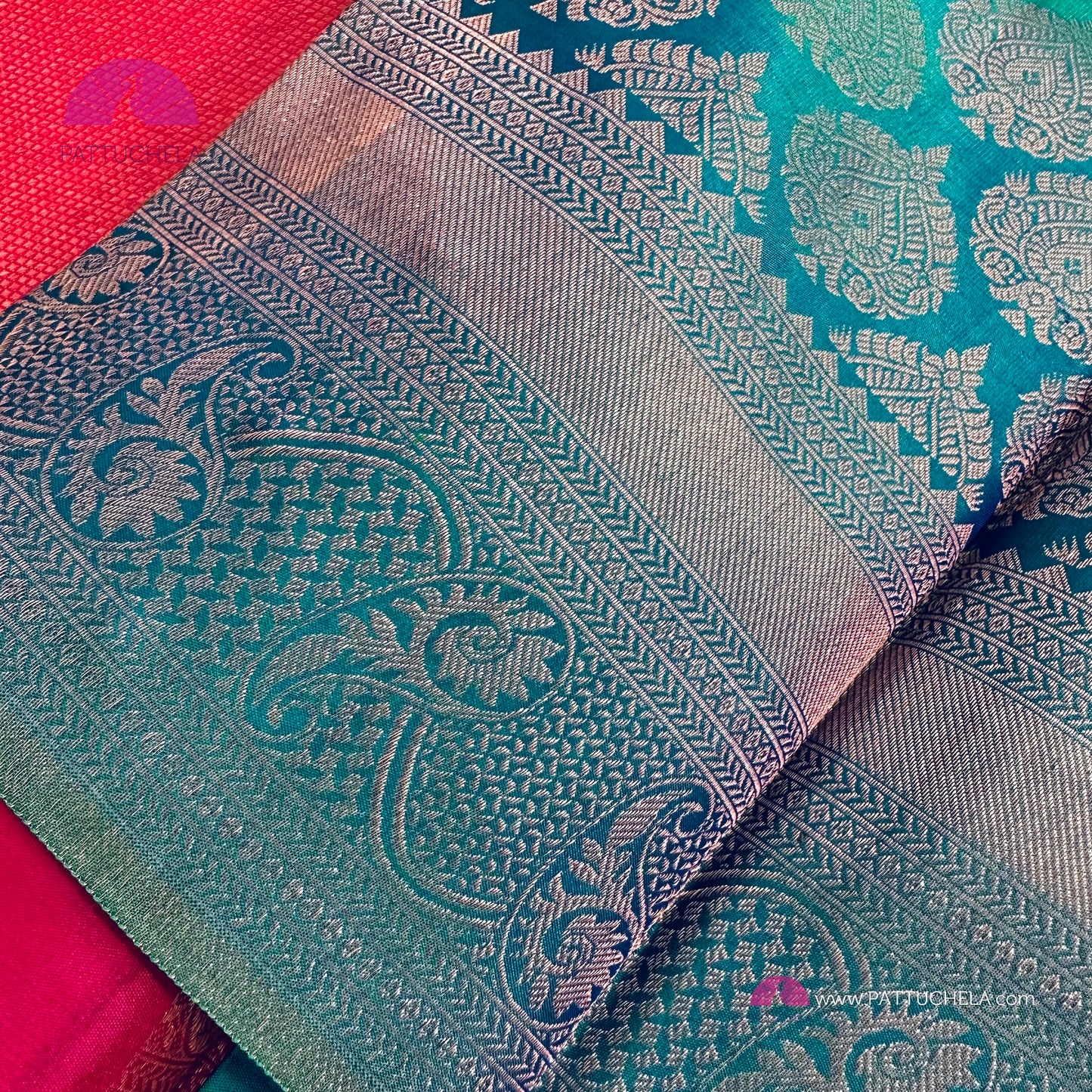 Peacock Blue Kanchipuram Handloom SILK MARK CERTIFIED Saree with brocade weaves