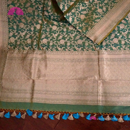 Pure Banarasi Katan Jangala handloom Silk in Mint Green dual tones