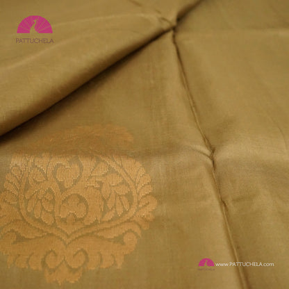 Olive Green Pure Kanchipuram Borderless Soft Silk Saree with Paisley Zari Motifs | Wedding Saree | SILKMARK CERTIFIED | Kanjivaram Silks