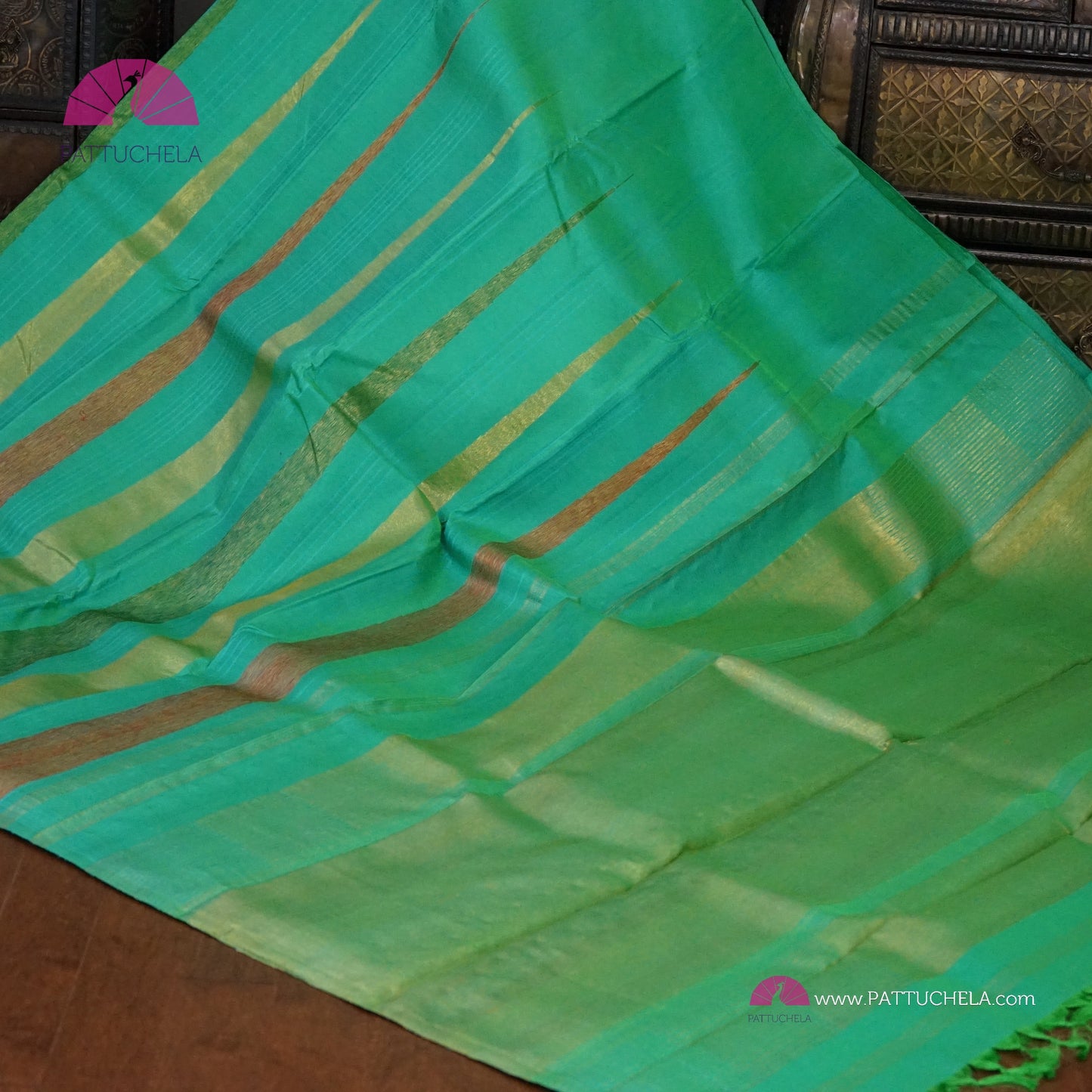 Pure Kanchipuram Handloom SILK MARK CERTIFIED Saree with contemporary Temple border Pattern in Teal Green