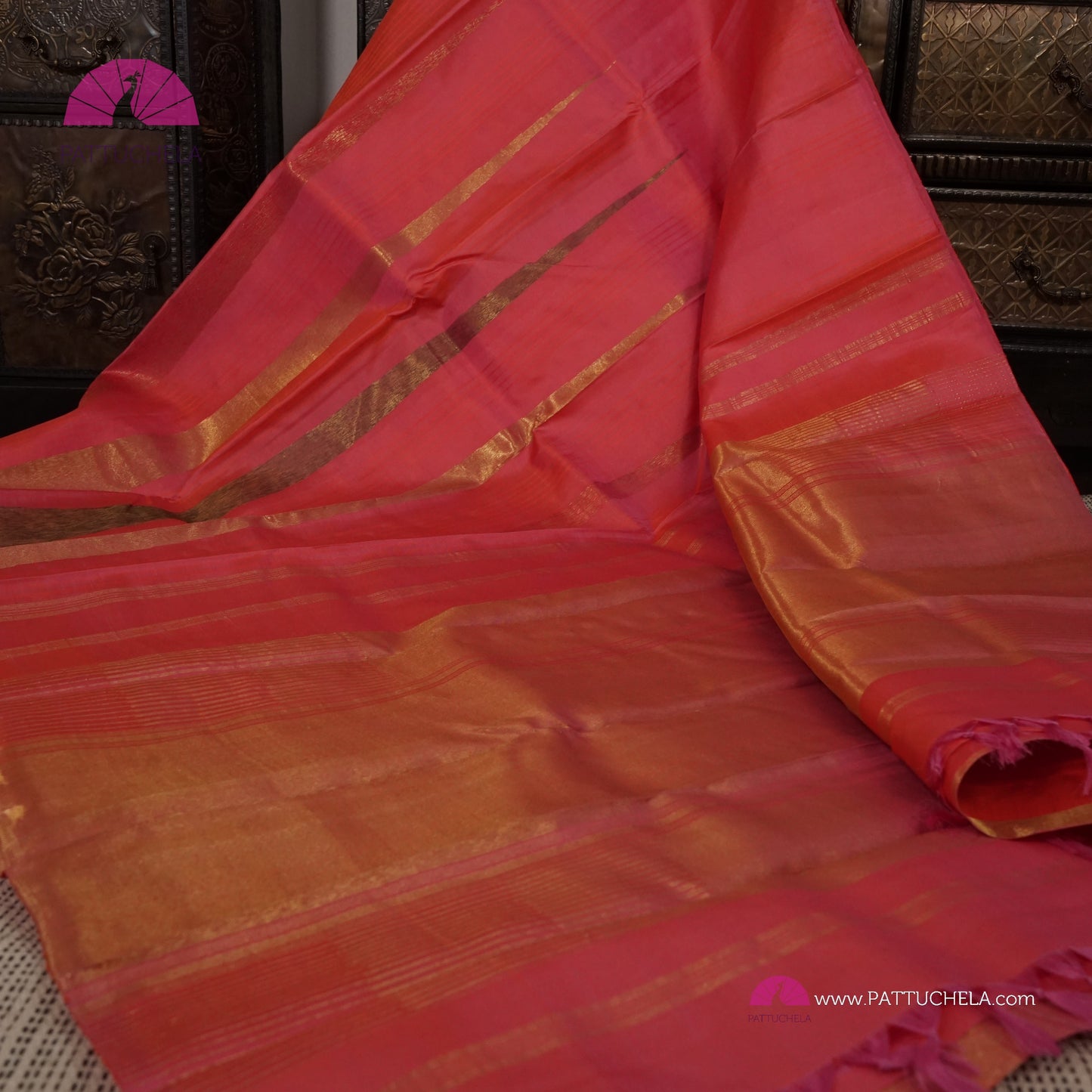 Pure Kanchipuram Handloom SILK MARK CERTIFIED Saree with contemporary Temple border Pattern in Peach Pink