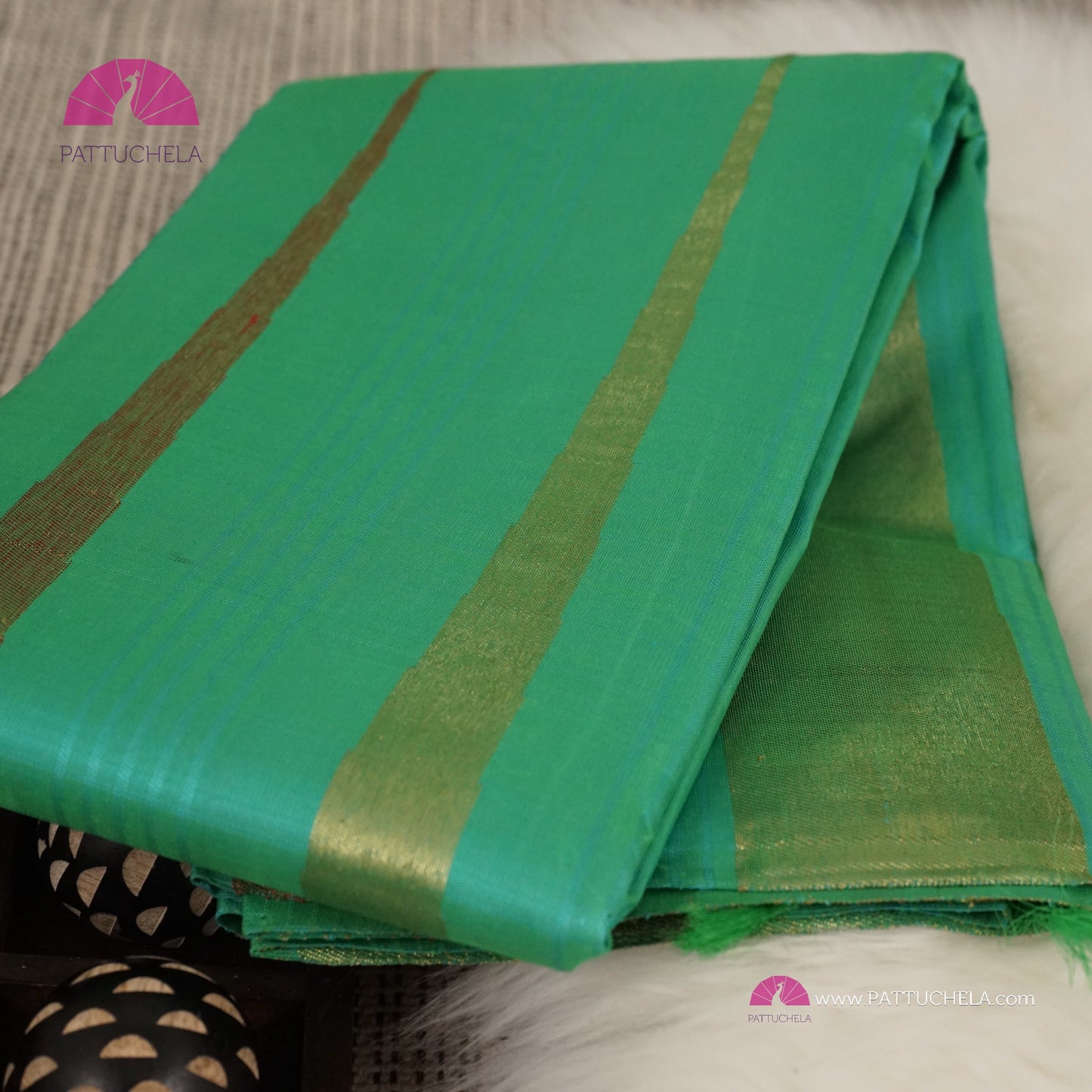 Pure Kanchipuram Handloom SILK MARK CERTIFIED Saree with contemporary Temple border Pattern in Teal Green