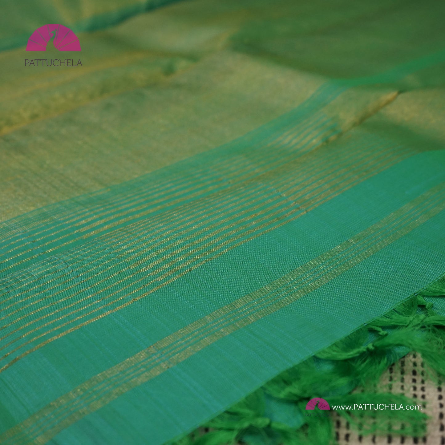 Pure Kanchipuram Handloom SILK MARK CERTIFIED Saree with contemporary Temple border Pattern in Teal Green