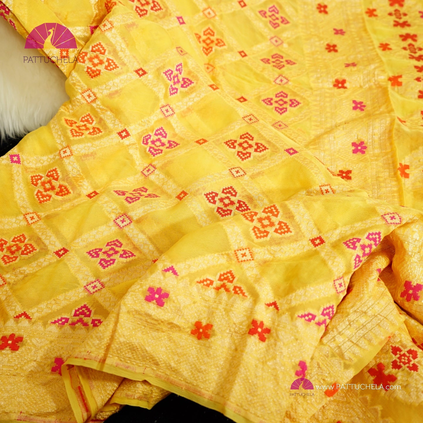 Yellow Banarasi Meenakari Georgette Silk handwoven Saree with Bandej Weaves