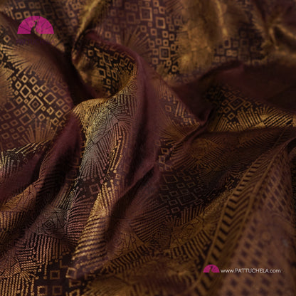 Dark Plum Purple Borderless Kanchipuram Handloom SILK MARK CERTIFIED Saree with antique Gold Zari weaves