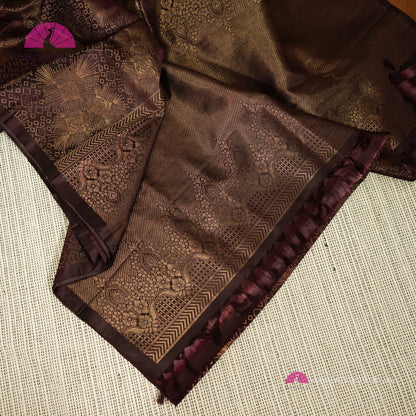 Dark Plum Purple Borderless Kanchipuram Handloom SILK MARK CERTIFIED Saree with antique Gold Zari weaves