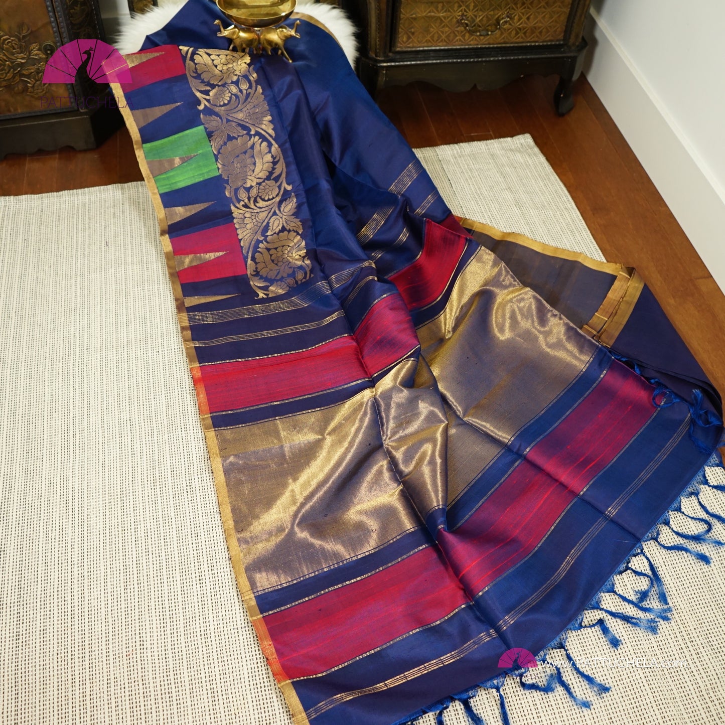 Pure Blue Kanchipuram Handloom SILK MARK CERTIFIED Saree with multicolour Temple border